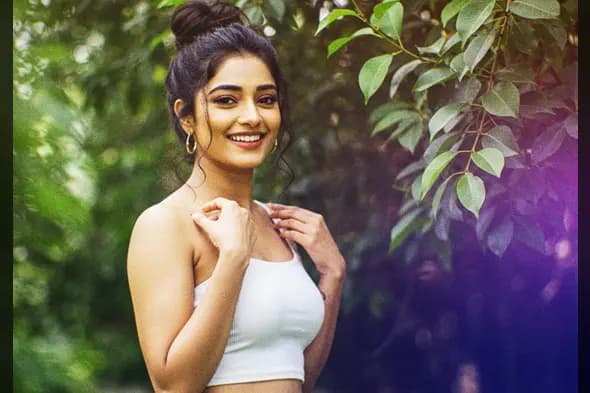 Outdoor Portrait Woman – Film Glow Effect