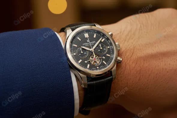 Luxury Men’s Chronograph Watch Close-Up – Elegant Wristwear with Blue Dial