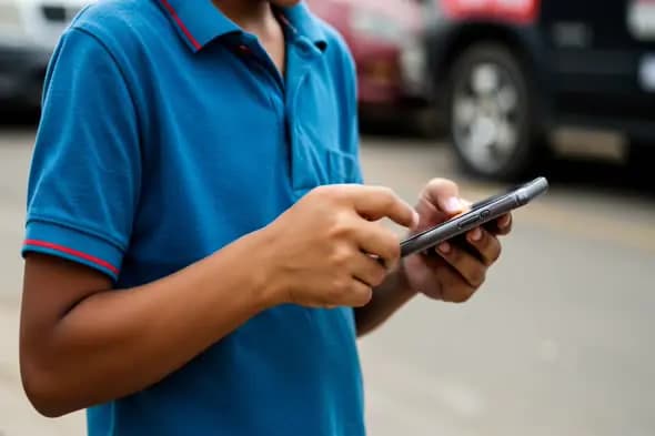Mobile Interaction in Urban Setting