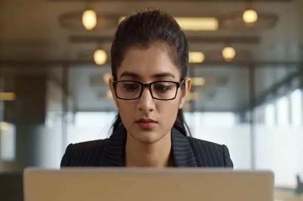 Focused expert-level Using Laptop