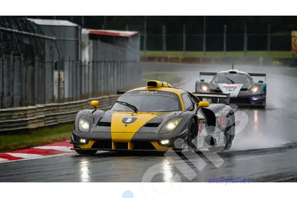 Wet Track Race Cars